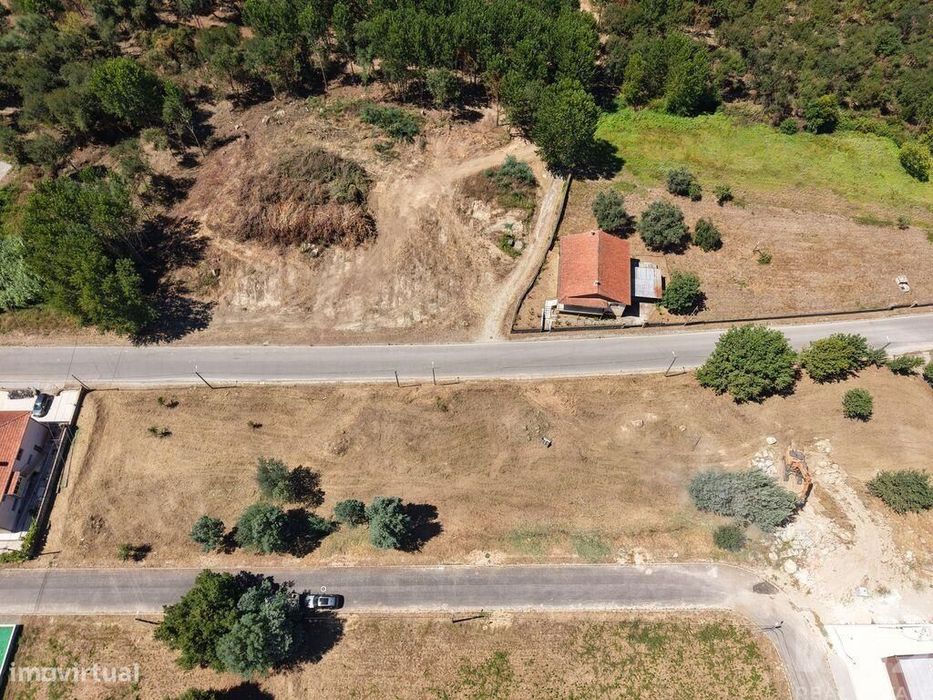 Terreno para construção em Santa Comba Dão e Couto do Mosteiro