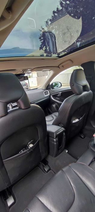 Volvo V40 Cross Country 1.6 D2 (2014) – Bancos em Pele Aquecidos
