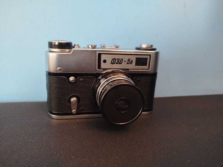 Aparat fotograficzny + futerał FED 5B - stan idealny - Warszawa