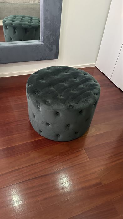 Puff verde escuro veludo