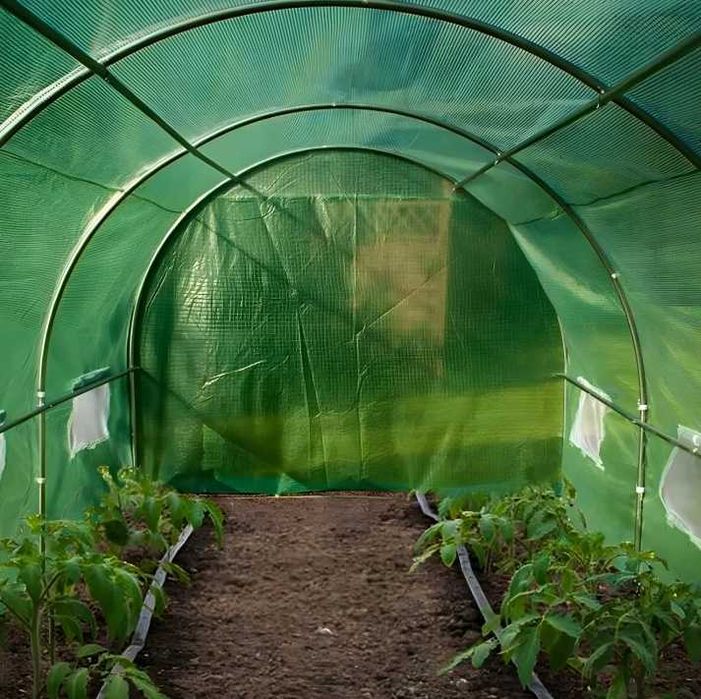 Теплиця 3*6, металевий каркас 25мм трьохшарова плівка, 18м2