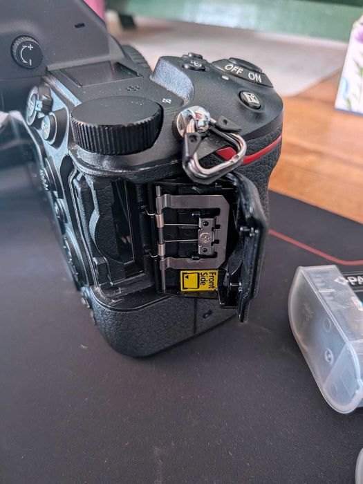 Nikon Z6 – Excelente estado – Apenas 1.916 disparos – Com caixa