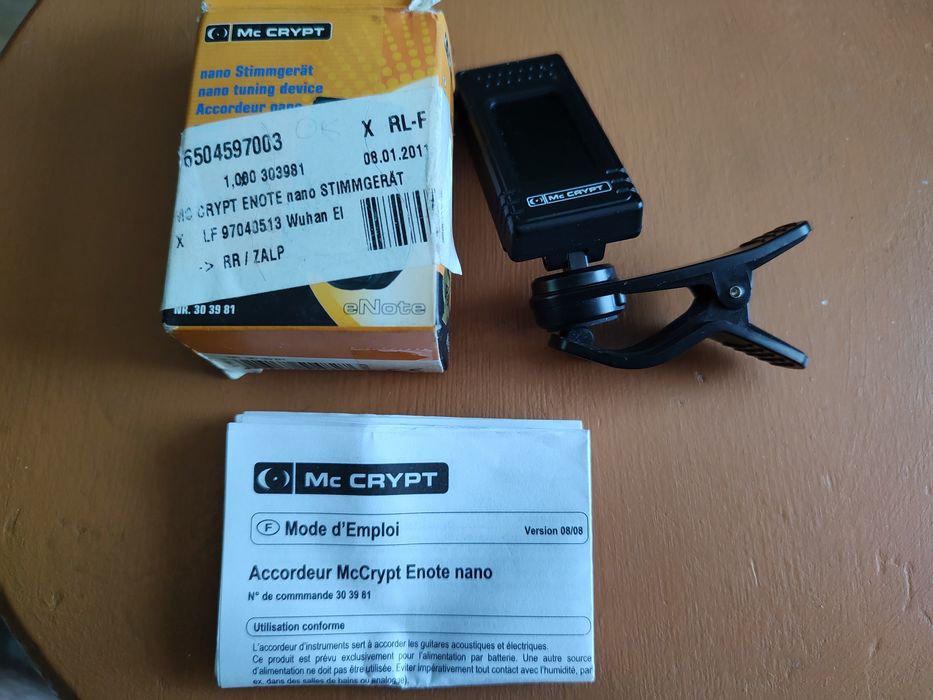 Tuner gitarowy Mc CRYPT Enote nano 30 39 81