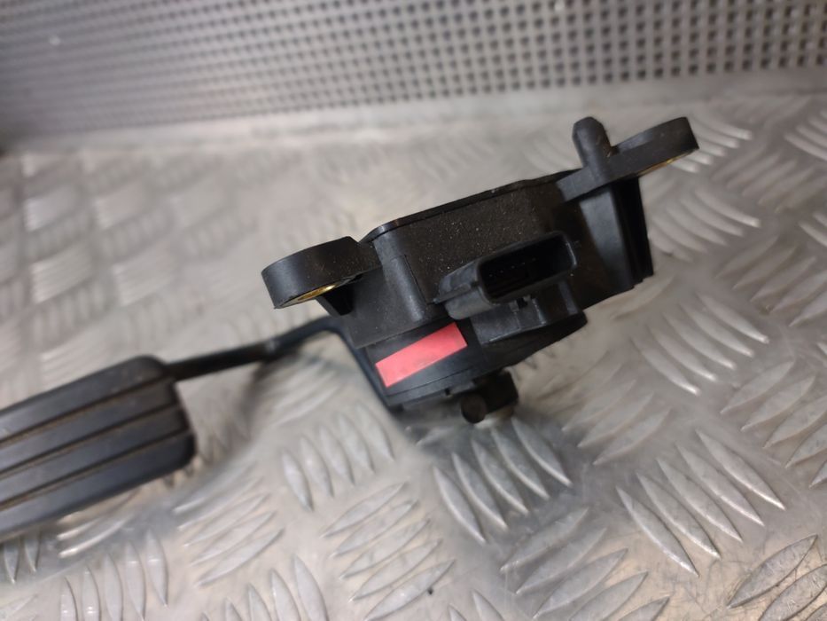 Pedal acelerador potenciómetro Renault Clio III 1.2 16v