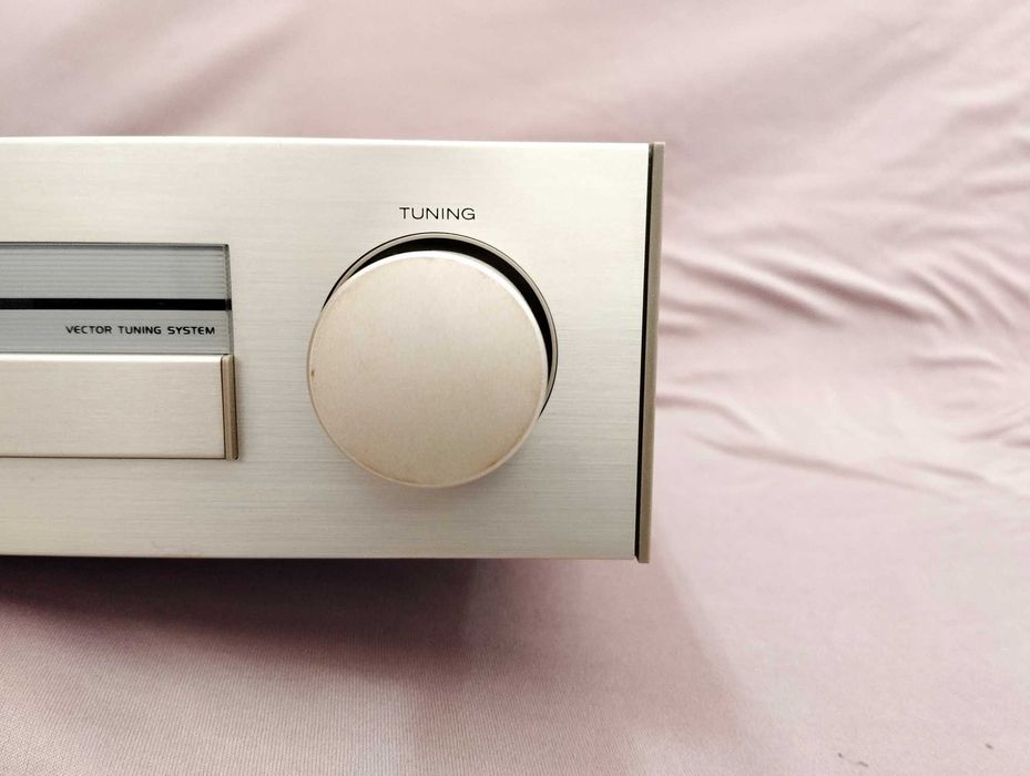 Hitachi FT-3500 AM/FM Rádio