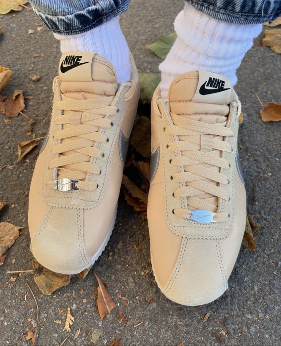 Жіночі кросівки Nike Cortez (DZ2795-201)