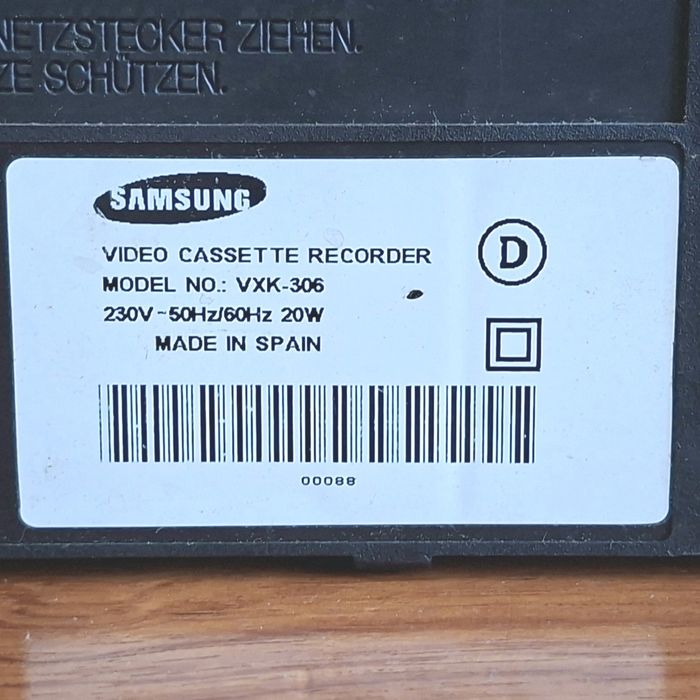 Leitor/gravador de vídeo VHS Samsung VXK-306, com avaria