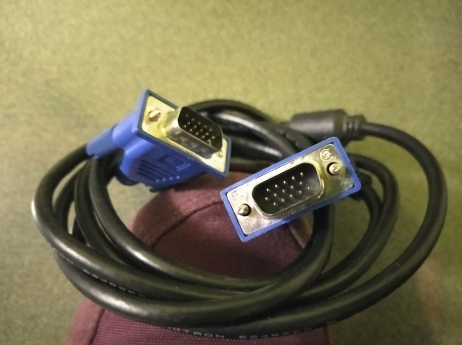 Monitores LG e Samsung