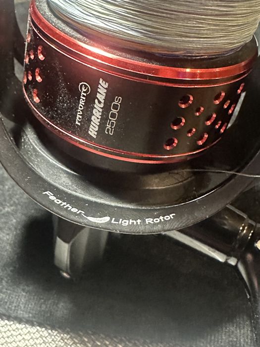 Котушка катушка Favorite Hurricane 2500S