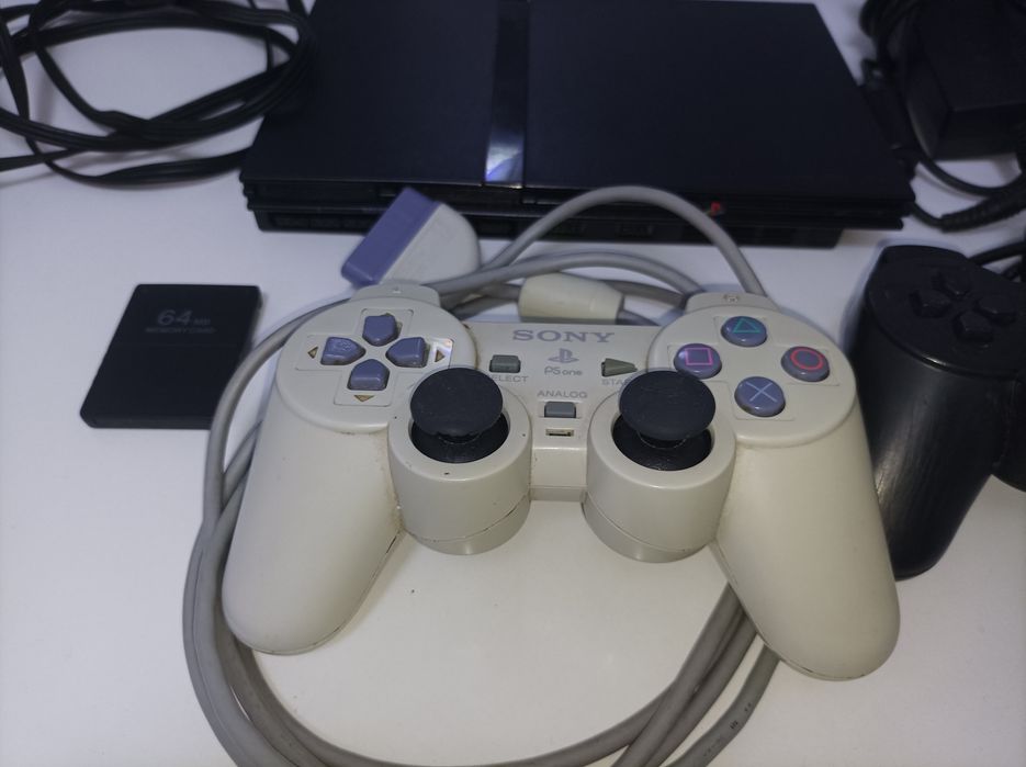 Sony PlayStation 2 slim
