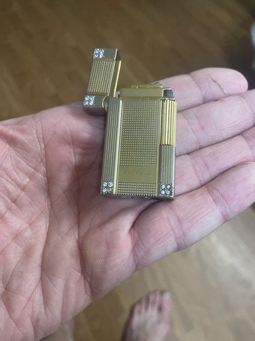 Зажигалка Pierre Cardin!