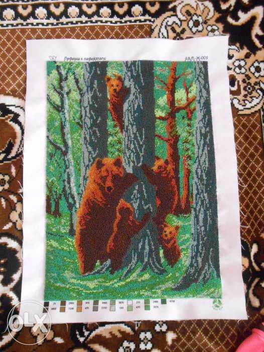 Картина вышитая бисером