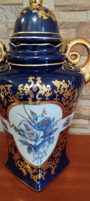 Vintage Jar/Container465657653238190081