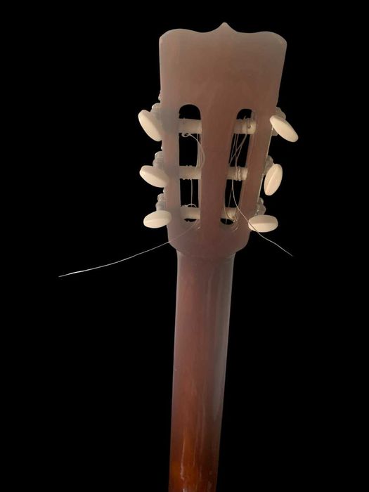 Violão Clássico Lucida – Estilo Vintage / Tuna (Com Autocolantes)