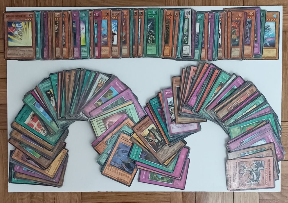 Cartas coleção  Yu-Gi-OH