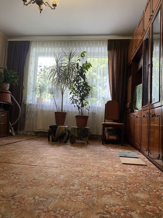 Продам 3 кім квартиру з Автономним опаленням на Мазепи 139