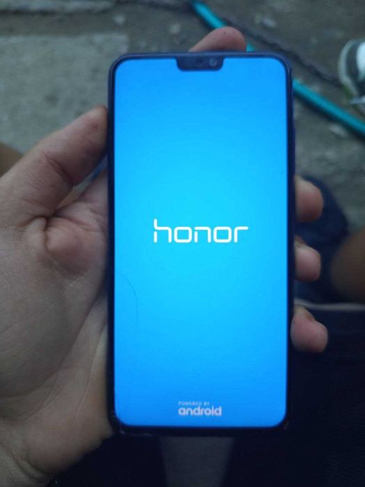 продам телефон Honor 8x