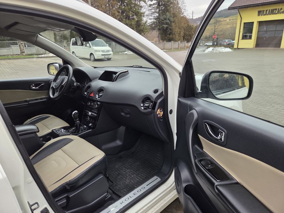Renault koleos 4x4 biala perła