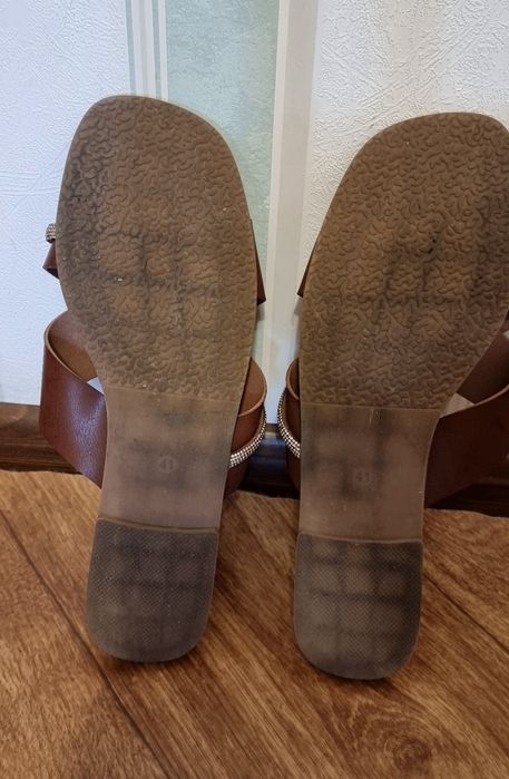 Шлепки. Лето. Торг