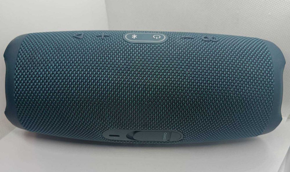 Портативна колонка  JBL charge 5