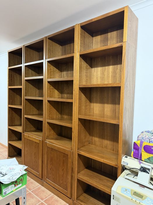Estante modular em madeira carvalho