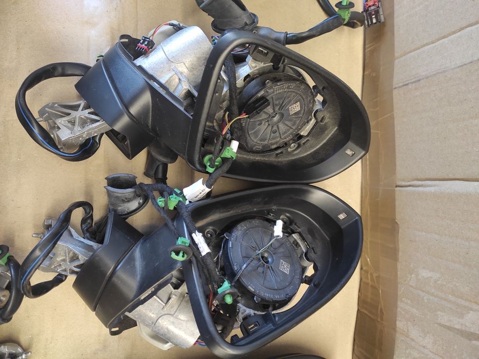 Набір бічних дзеркал з електроскладанням Volkswagen Passat B8