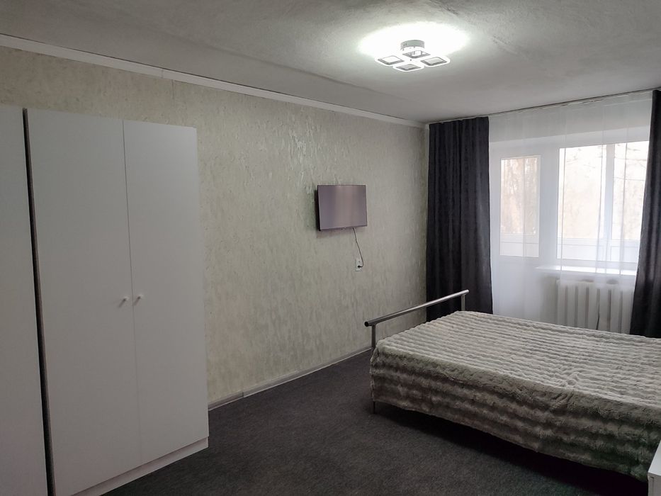 Аренда 2к/к.  Космонавтов