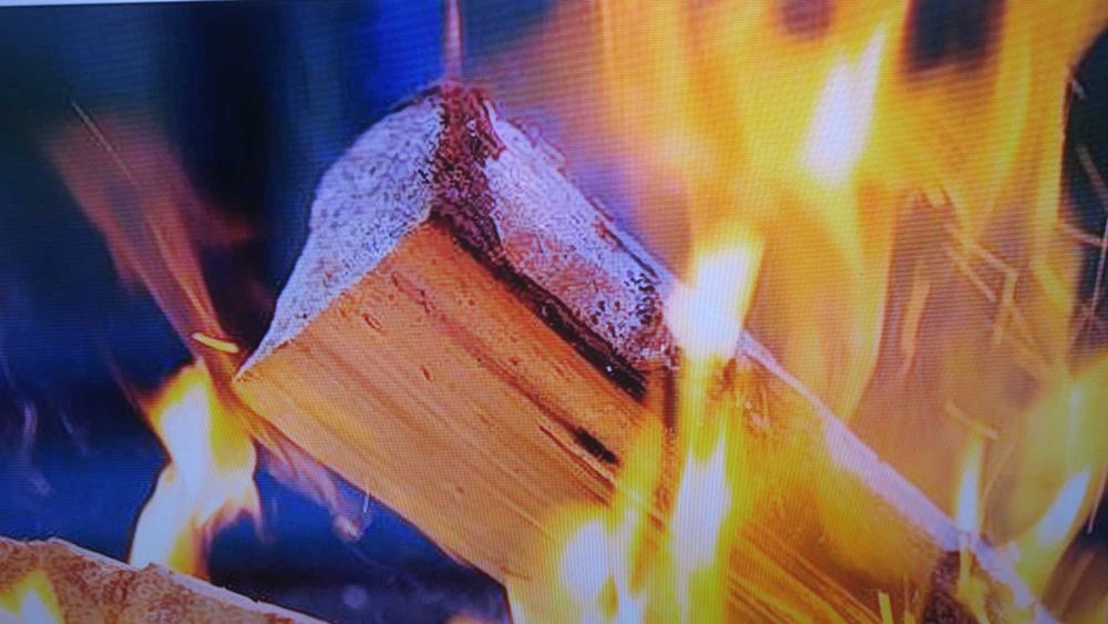 Drewno kominkowe,opałowe - 199  pln/mp sosna,świerk-2 letni
SUCHE!!