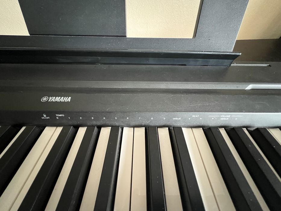 Piano  Yamaha digital P-45  compacto e elegante simples de utilizar