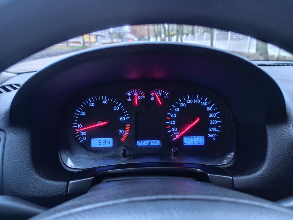 Продам.    машину