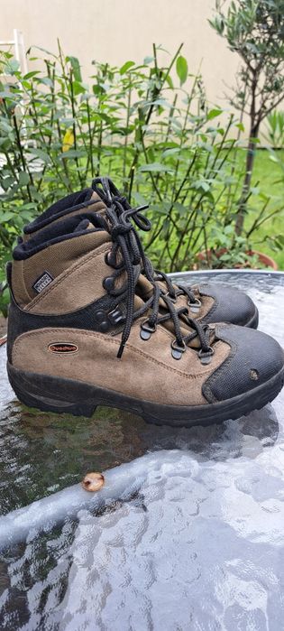 Wodoodporne buty trekkingowe Quechua Novadry Forclaz MT100 r.36