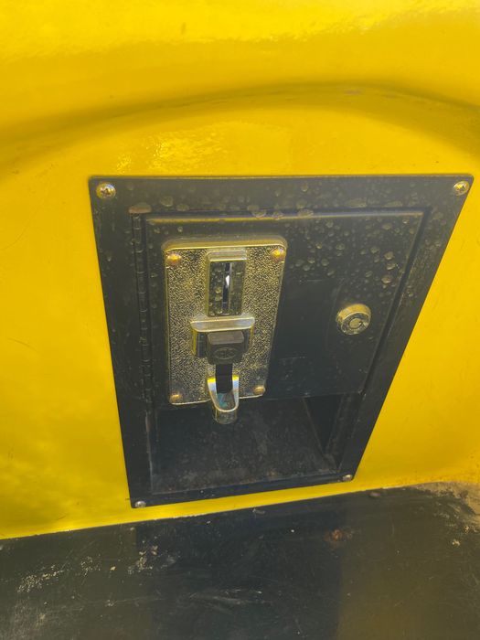 Carrinhos de choque a bateria, Usados.