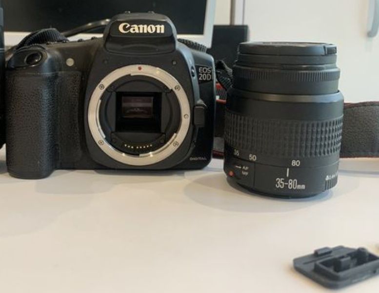 Canon EOS 20d + 35-80