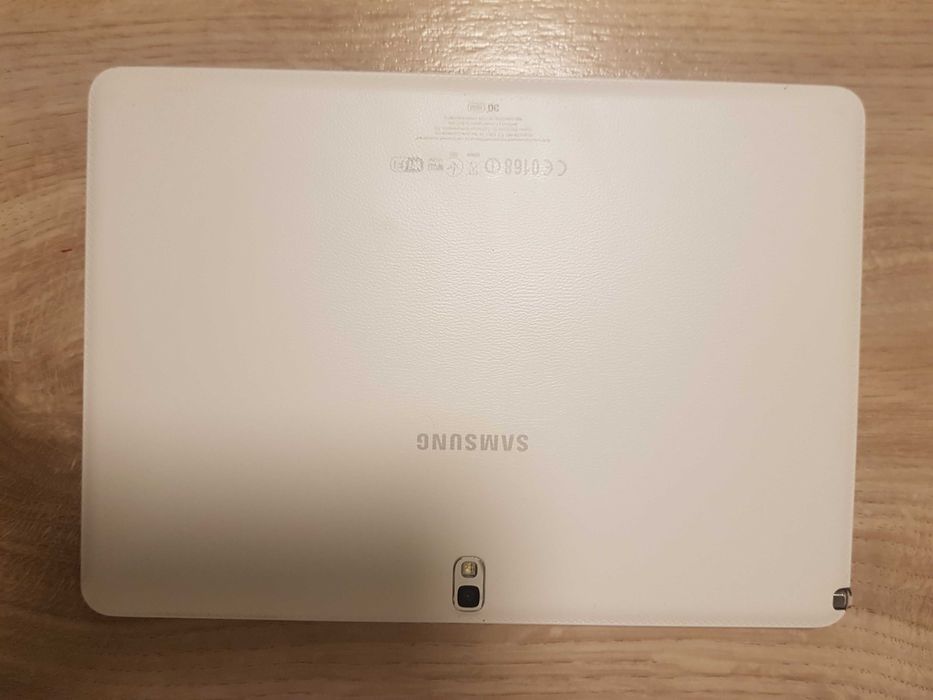 Планшет Samsung 10"