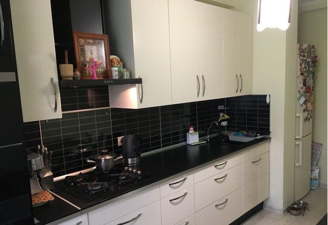 Реально! Срочно! Редкое предложение высотка возле метро на Салтовке