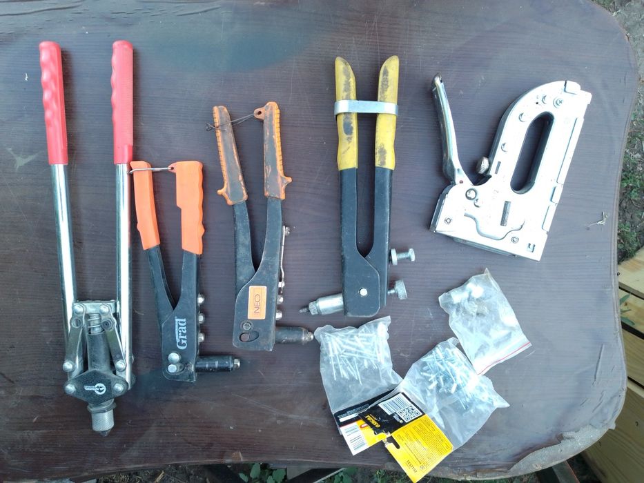 Заклёпачники продам