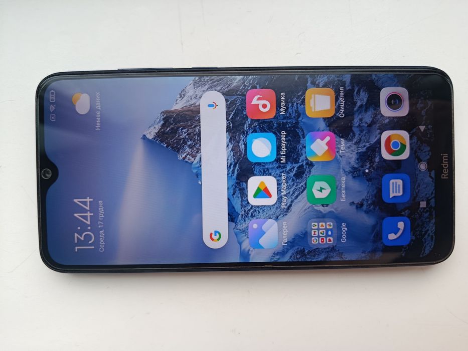 Телефон  Redmi 8 3/32