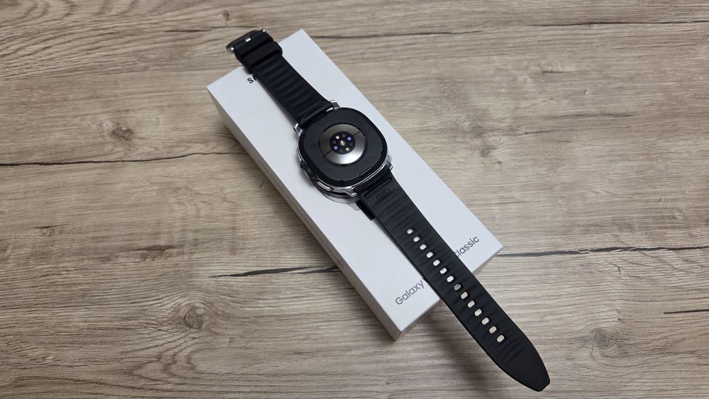 Продам Samsung Galaxy Watch 8 Classic
