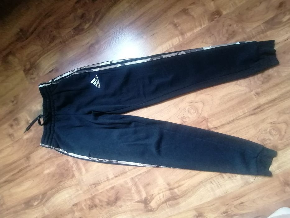 Spodnie adidas XS