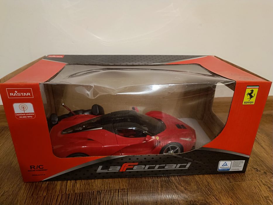 Ferrari LaFerrari – zdalnie sterowany model RASTAR (1:14)