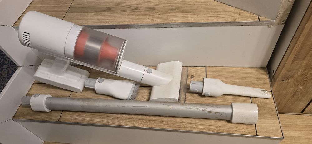 Sprzedam odkurzacz xiaomi vacuum cleaner g11