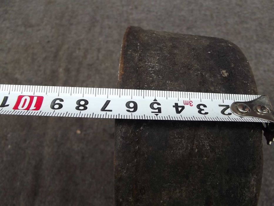 Stary rondelek żeliwny