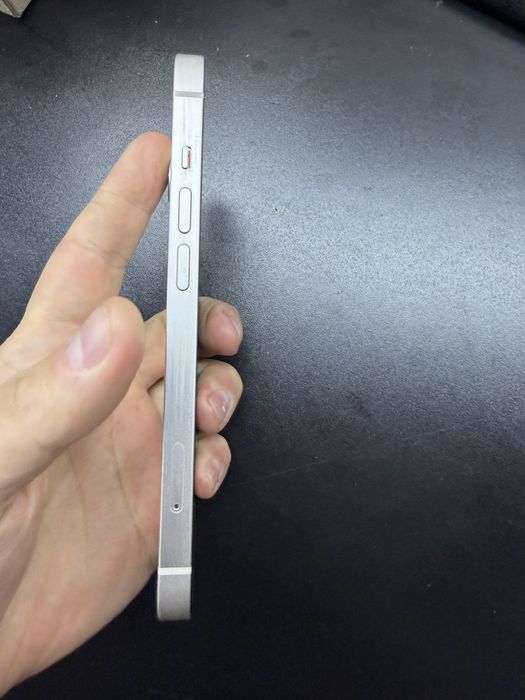 Iphone 14 white заблокований
