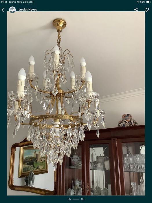 Dois luxuosos candeeiros de cristal e dourado de alta qualidade