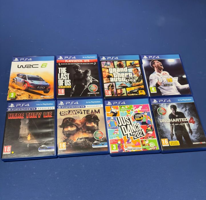 PS4 500GB + 6 jogos + 2 comandos+ VR