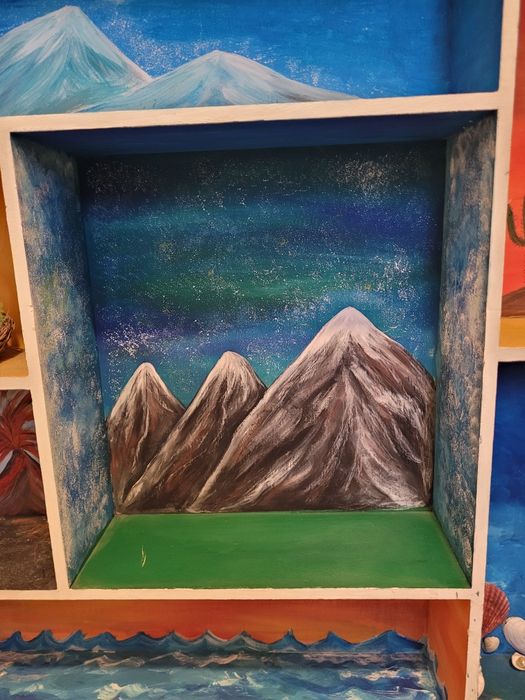 Półka, Gablotka na figurki