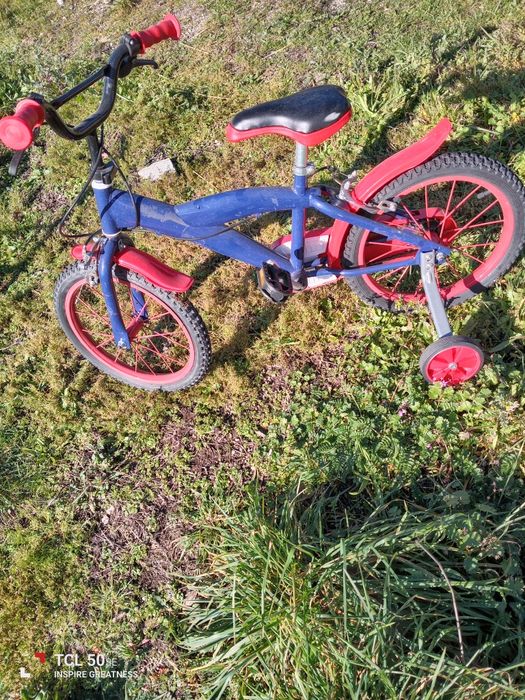 Bicicleta de criança roda 16 em bom estado.