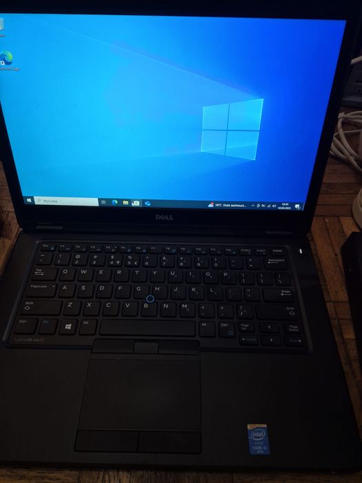 Laptop dell 5480 i5 7gen 8gb ram gb 256ssd win10pro