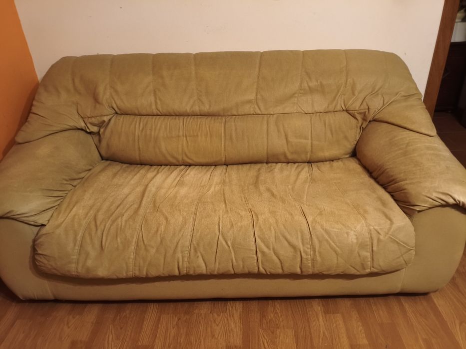 Sofá Grande Em Bom Estado