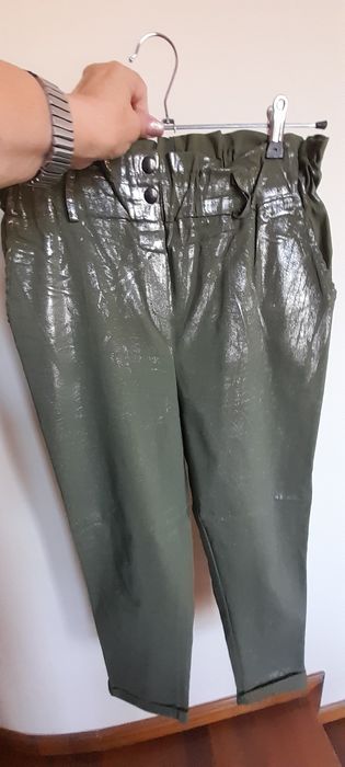 Calças mágicas novas